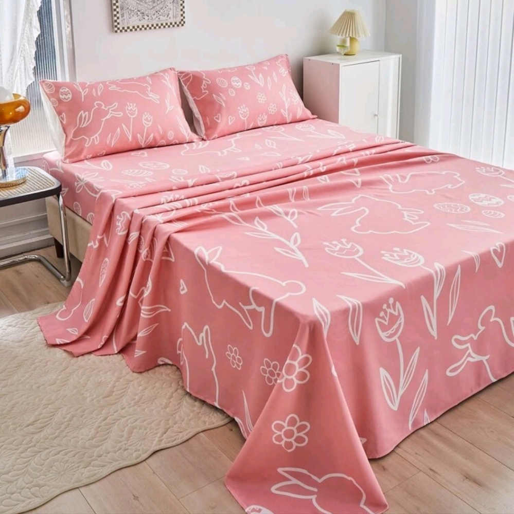 EASTER RABBIT PRINT SHHET SET IN QUEEN SIZE. NWT.